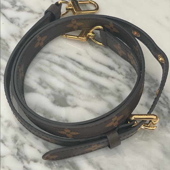 Louis Vuitton Pochette Métis - Picture 5 of 5